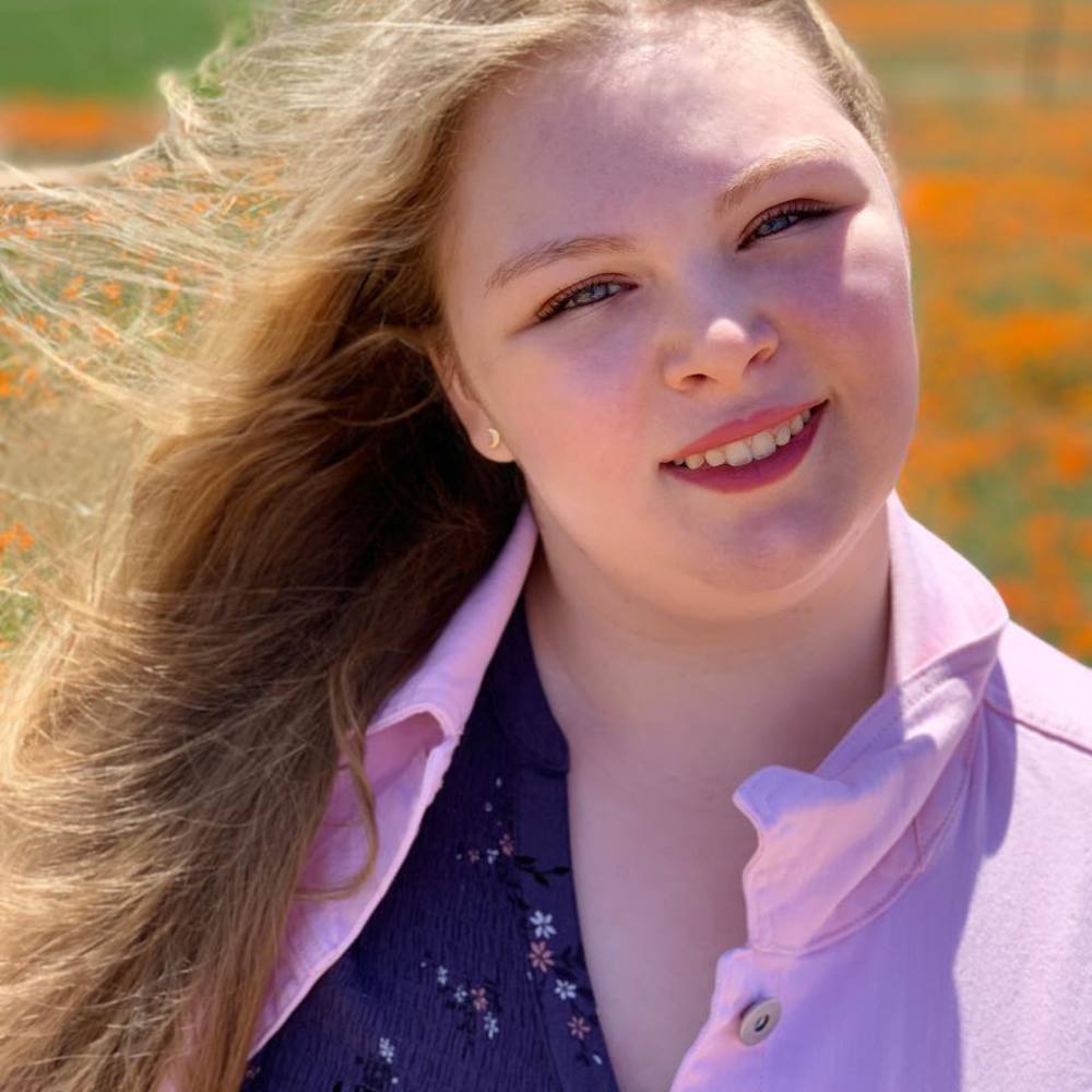 Meet your Posher, Téa